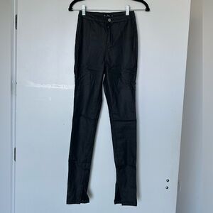 Super skinny faux leather pants with split hem